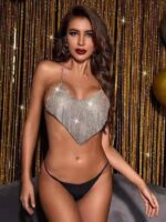 Top cropped todo desenvolvido em manta strass